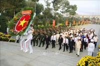 Ngày Thương binh - Liệt sỹ 27.7: Các địa phương dâng hương, hoa tưởng niệm, tri ân