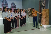 “Ðánh thức” bảo vật quốc gia