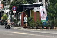 Biến vỉa hè thành “của riêng”