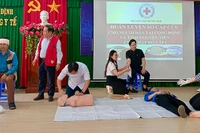 Tập huấn kỹ năng sơ cấp cứu cho thanh niên và công nhân lao động