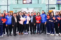 Đón VĐV Nguyễn Thị Bích Thảo đoạt HCV Giải bóng ném vô địch Đông Nam Á 2025