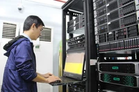 Phát triển hạ tầng số: Nền tảng chuyển đổi số, phát triển kinh tế