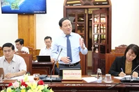 UBND tỉnh làm việc với Tập đoàn Palmer Johnson và Quỹ đầu tư Finance Suisse