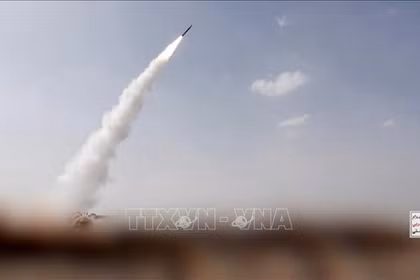 Houthi tấn công Saudi Arabia, làm leo thang nghiêm trọng xung đột khu vực