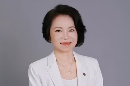 Vợ tỉ phú Phạm Nhật Vượng trở thành người phụ nữ giàu nhất Việt Nam