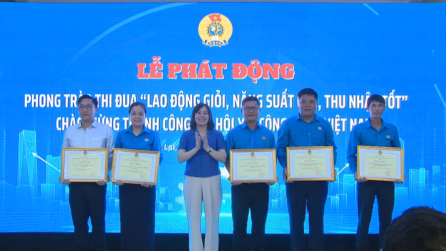 bp-sau-muoi-nam-100-04-49-16still044.png