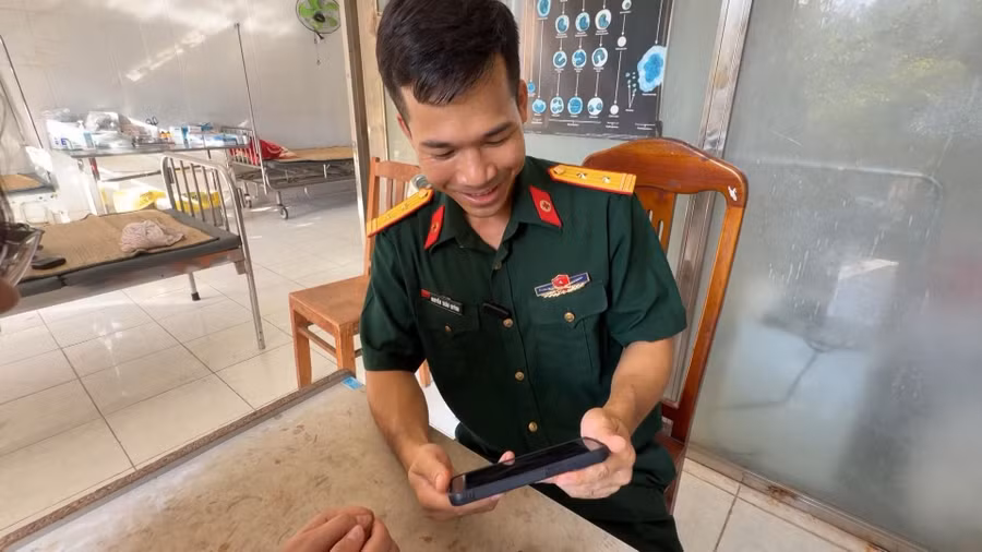bac-si-quynh-xem-clip-vo-vuot-can-do-dong-nghiep-trao.jpg