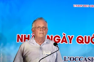 Thắt chặt mối giao lưu nhân dân Việt - Pháp