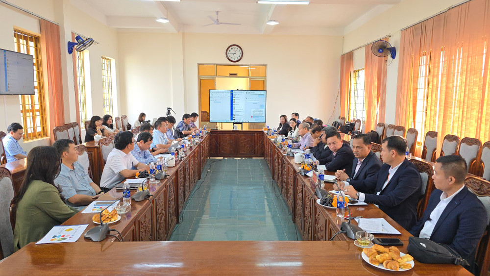 Quang cảnh buổi làm việc. Ảnh: B.B anh-1.jpg