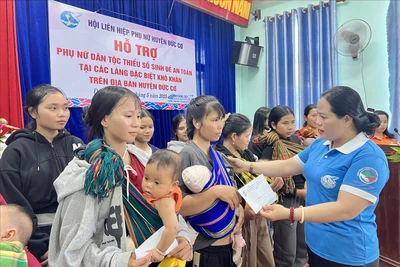 Đồng hành cùng phụ nữ dân tộc thiểu số sinh con an toàn