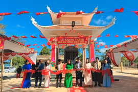 Xã Ia Hrung khánh thành Nhà bia tưởng niệm liệt sĩ và nhà truyền thống