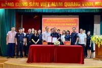 Ban Nội chính Tỉnh uỷ ký kết quy chế phối hợp với Cục Hải quan Gia Lai-Kon Tum. Ảnh Hà Duy