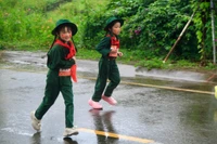 200 vận động viên "nhí" hào hứng tranh tài tại Pleiku Music Night Run 2025