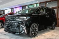 Toyota Alphard 2024: Mẫu MPV cao cấp nhất của Toyota có giá lăn bánh hơn 4,8 tỷ đồng