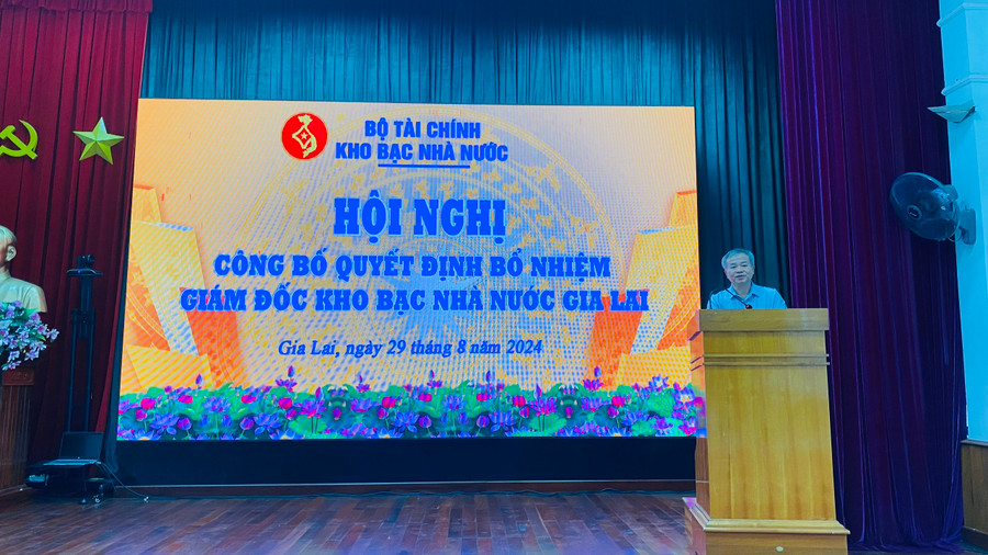 Phó Tổng Giám đốc KBNN Nguyễn Quang Vinh phát biểu tại buổi lễ. Ảnh: Sơn Ca Phó Tổng Giám đốc KBNN Nguyễn Quang Vinh phát biểu tại buổi lễ. Ảnh: Sơn Ca