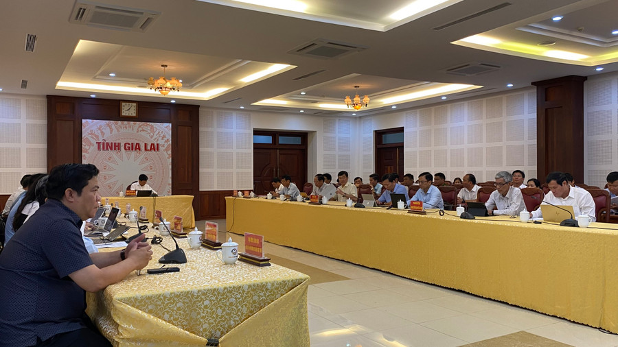 Sau 1 năm thực hiện tháo gỡ các "điểm nghẽn" trong thực hiện Đề án 06, nhận thức và hành động của các cấp, ngành, địa phương về chuyển đổi số và Đề án 06 có sự chuyển biến. Ảnh: Sơn Ca Sau 1 năm thực hiện tháo gỡ các "điểm nghẽn" trong thực hiện Đề án 06, nhận thức và hành động của các cấp, ngành, địa phương về chuyển đổi số và Đề án 06 có sự chuyển biến. Ảnh: Sơn Ca