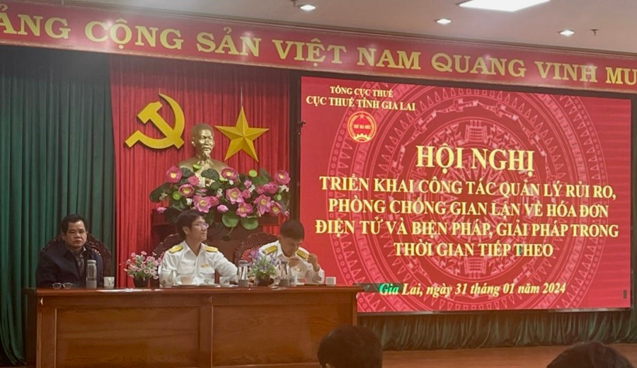 Ngành Thuế tăng cường giám sát, quản lý sử dụng hóa đơn điện tử nhằm phòng chống gian lận, bảo vệ quyền lợi hợp pháp của người nộp thuế. Ảnh: Sơn Ca. Ngành Thuế tăng cường giám sát, quản lý sử dụng hóa đơn điện tử nhằm phòng chống gian lận, bảo vệ quyền lợi hợp pháp của người nộp thuế. Ảnh: Sơn Ca.