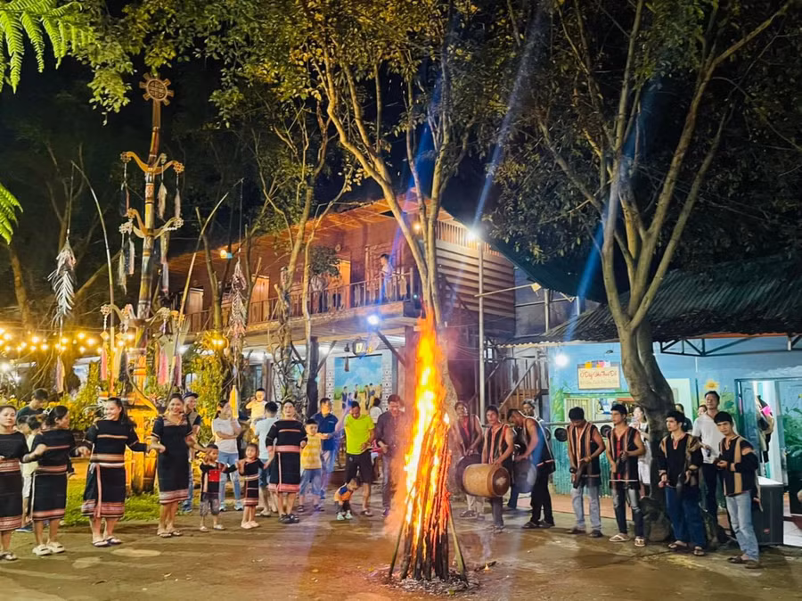 Sự lên ngôi của xu hướng du lịch nghỉ dưỡng, trải nghiệm ẩm thực địa phương dịp Tết tạo đà tăng trưởng doanh thu dịch vụ cho ngành du lịch địa phương. Ảnh: (NVCC)