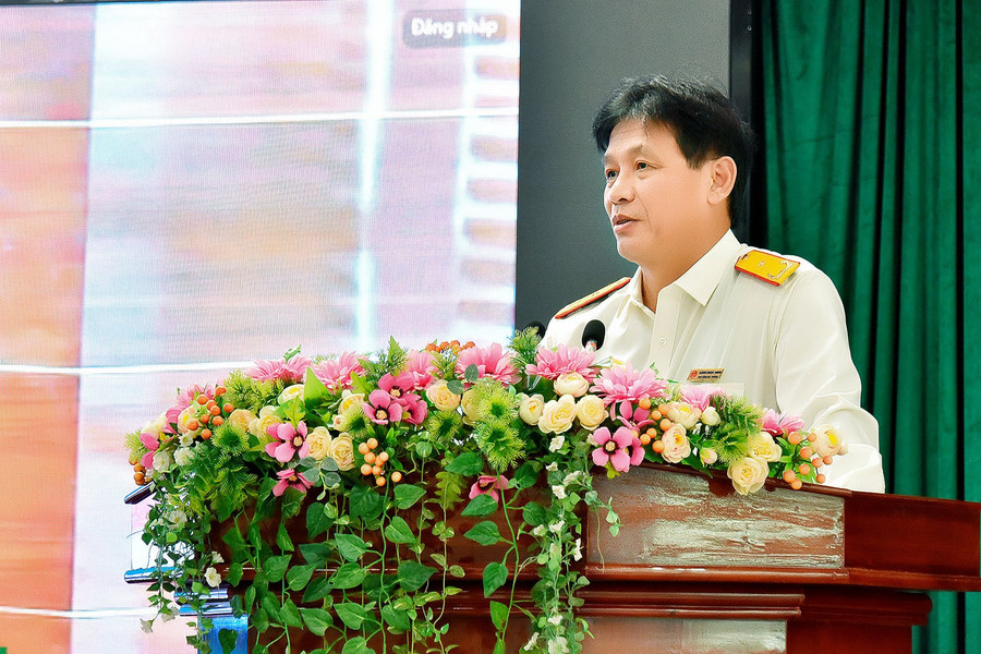 Ông Đặng Ngọc Minh - Phó Tổng cục trưởng Tổng cục Thuế đánh giá cao sự nỗ lực của Cục Thuế tỉnh trong thực hiện nhiệm vụ thu ngân sách năm 2023. Ảnh: Đức Thụy. Ông Đặng Ngọc Minh - Phó Tổng cục trưởng Tổng cục Thuế đánh giá cao sự nỗ lực của Cục Thuế tỉnh trong thực hiện nhiệm vụ thu ngân sách năm 2023. Ảnh: Đức Thụy.