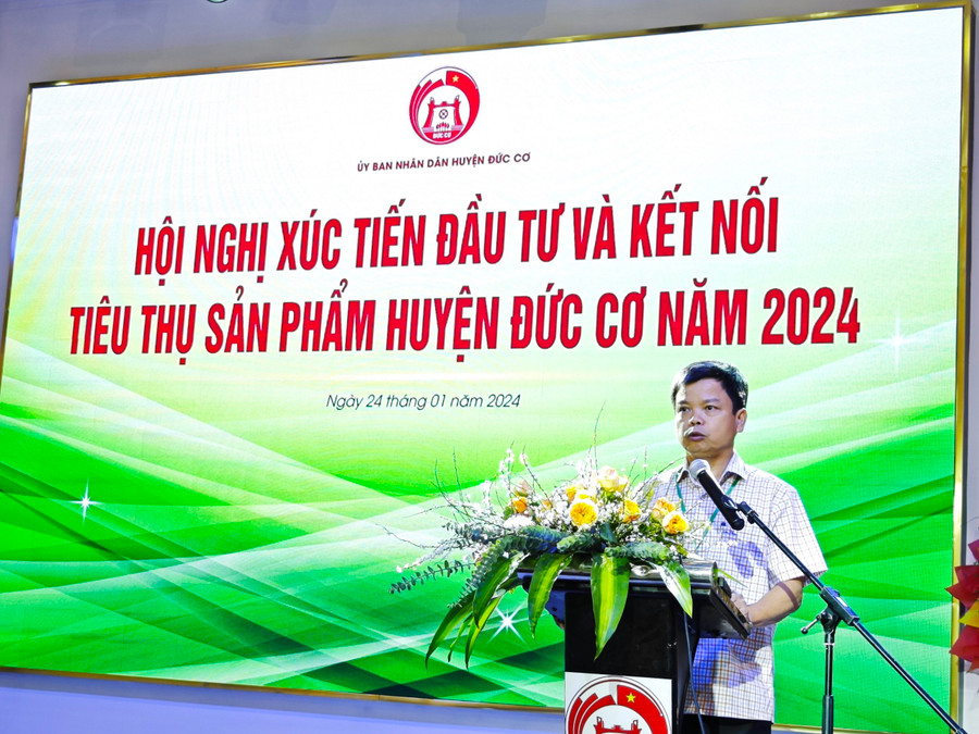 Ông Nguyễn Hữu Quế-Phó Chủ tịch UBND tỉnh phát biểu tại hội nghị. Ảnh: Sơn Ca Ông Nguyễn Hữu Quế-Phó Chủ tịch UBND tỉnh phát biểu tại hội nghị. Ảnh: Sơn Ca