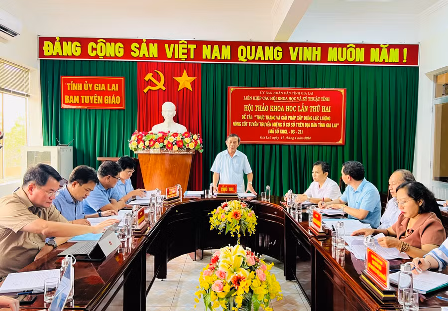 Quang cảnh hội thảo khoa học lần thứ hai. Ảnh: P.L