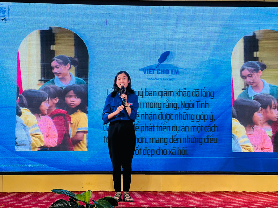 Cuộc thi tài năng dẫn chương trình Én học đường giúp học sinh tự tin và hình thành các kỹ năng mềm. Ảnh: M.N