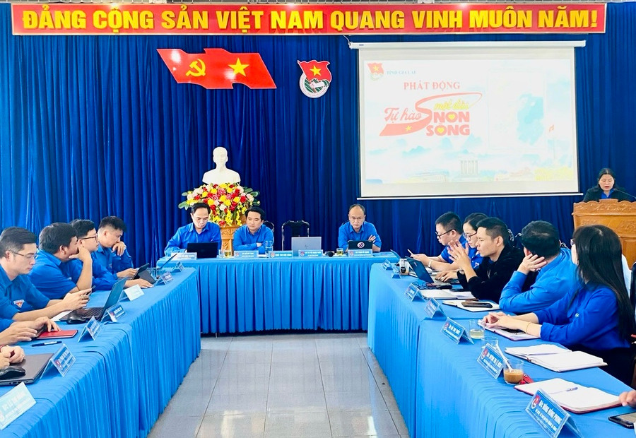 Quang cảnh lễ phát động. Ảnh: M.N Quang cảnh lễ phát động. Ảnh: M.N