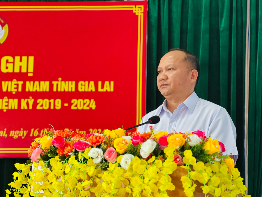 Phó Bí thư Tỉnh ủy Rah Lan Chung phát biểu tại hội nghị Ủy ban MTTQ Việt Nam tỉnh Gia Lai lần thứ 13. Ảnh: P.L Phó Bí thư Tỉnh ủy Rah Lan Chung phát biểu tại hội nghị Ủy ban MTTQ Việt Nam tỉnh Gia Lai lần thứ 13. Ảnh: P.L