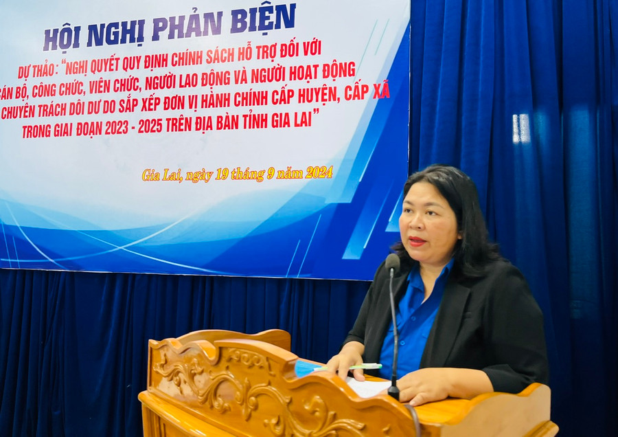 Bí thư Tỉnh Đoàn Hà Thị Giang Thảo phát biểu tại hội nghị. Ảnh: P.L Bí thư Tỉnh Đoàn Hà Thị Giang Thảo phát biểu tại hội nghị. Ảnh: P.L
