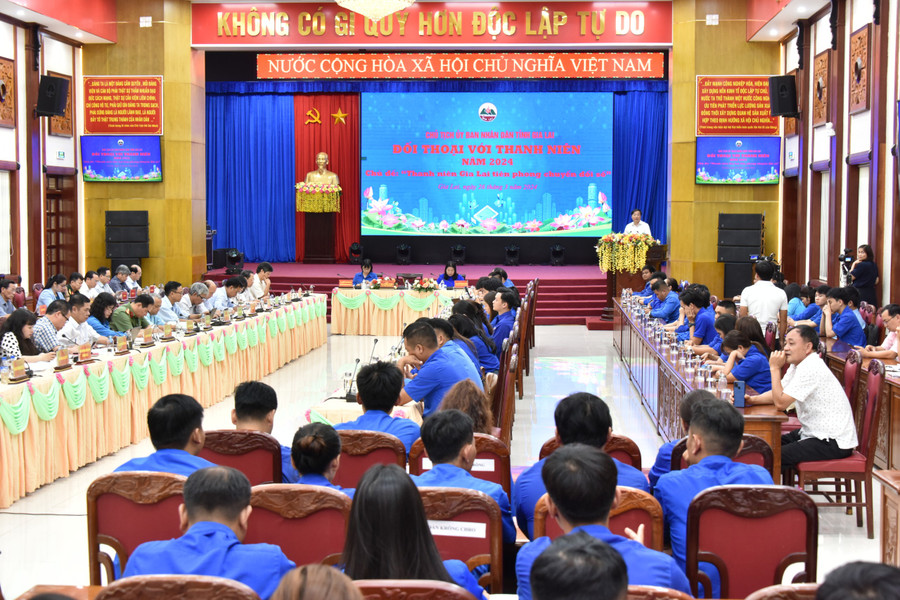 Quang cảnh hội nghị đối thoại. Ảnh: Đ.T