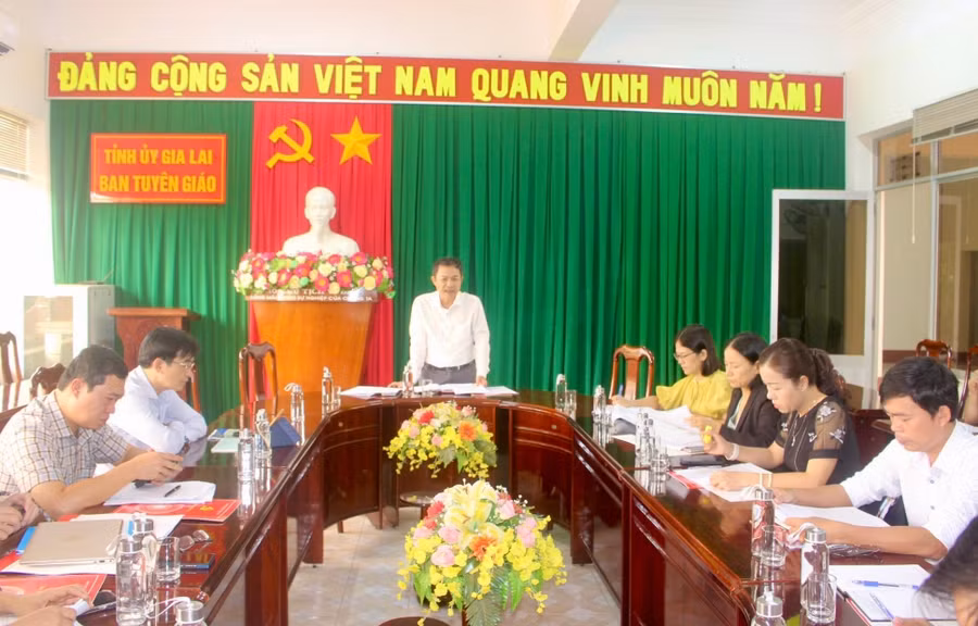 Quang cảnh hội nghị giao ban công tác khoa giáo do Ban Tuyên giáo Tỉnh ủy tổ chức. Ảnh: P.L