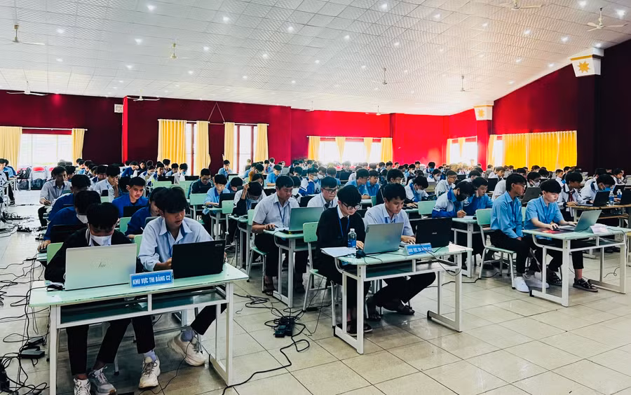 Hội thi Tin học trẻ cấp tỉnh tạo cơ hội cho các học sinh đam mê Tin học thể hiện tài năng. Ảnh: M.N