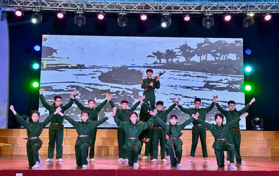 Phần thi của Trường THCS Tôn Đức Thắng. Ảnh: P.L