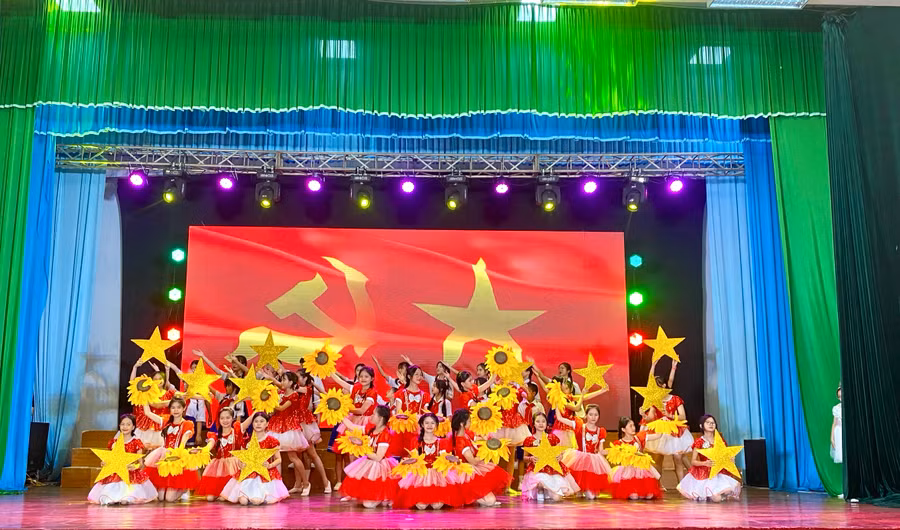 Phần thi của đội thi Trường THCS Trần Phú. Ảnh: P.L