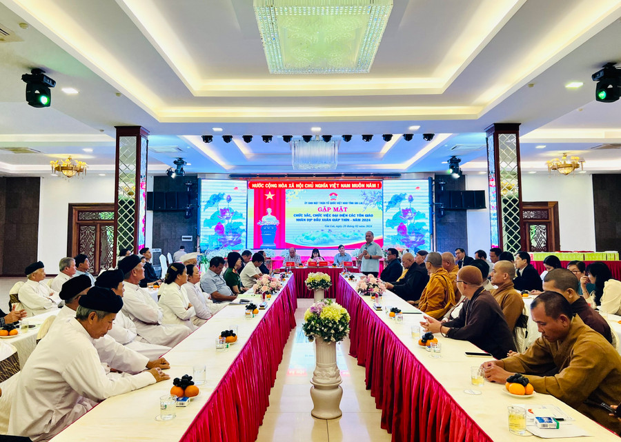 Quang cảnh buổi gặp mặt. Ảnh: P.L Quang cảnh buổi gặp mặt. Ảnh: P.L