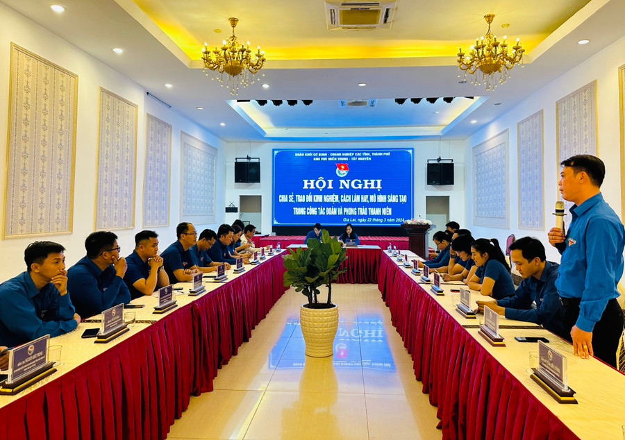 Quang cảnh hội nghị. Ảnh: L.B