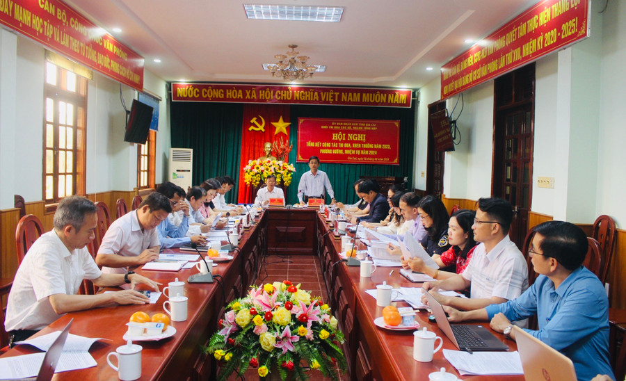 Quang cảnh hội nghị tổng kết. Ảnh: P.L