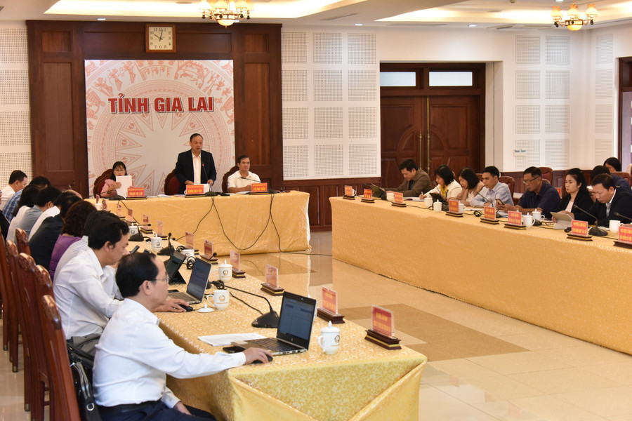 Quang cảnh hội nghị đối thoại tại điểm cầu UBND tỉnh. Ảnh: Đ.T