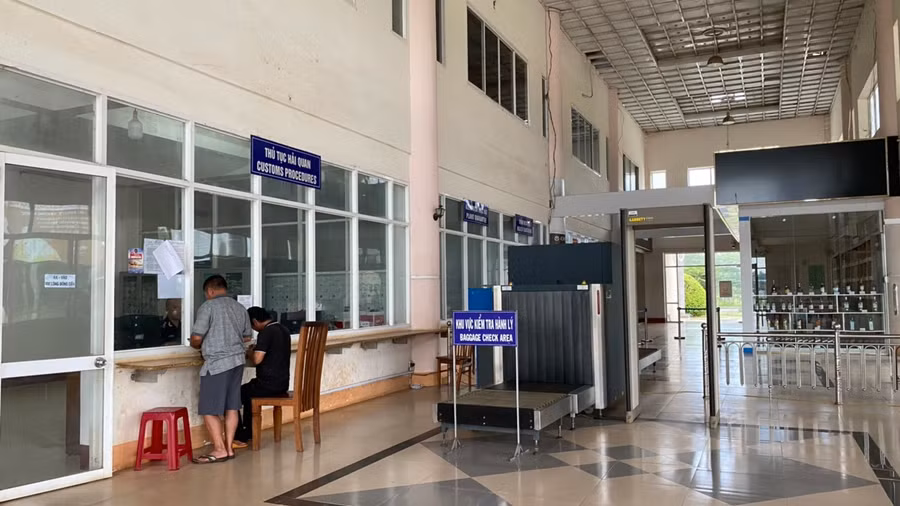 Thu ngân sách Nhà nước năm 2023 tại Chi cục Hải quan Cửa khẩu Quốc tế Lệ Thanh tăng 41,33% so với cùng kỳ năm ngoái. Ảnh: Sơn Ca