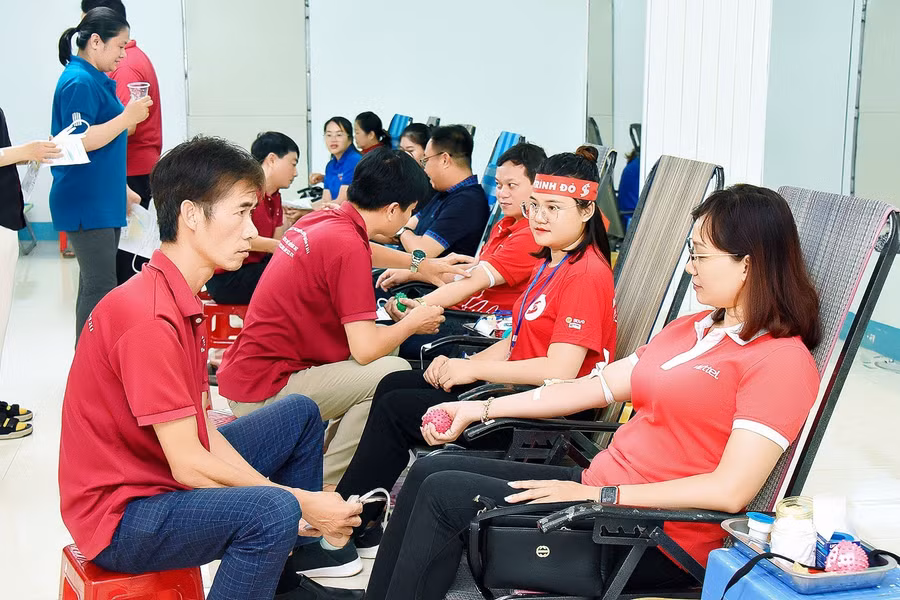 Hiến máu tình nguyện là nghĩa cử cao đẹp của mỗi người dân. Ảnh: Đ.T