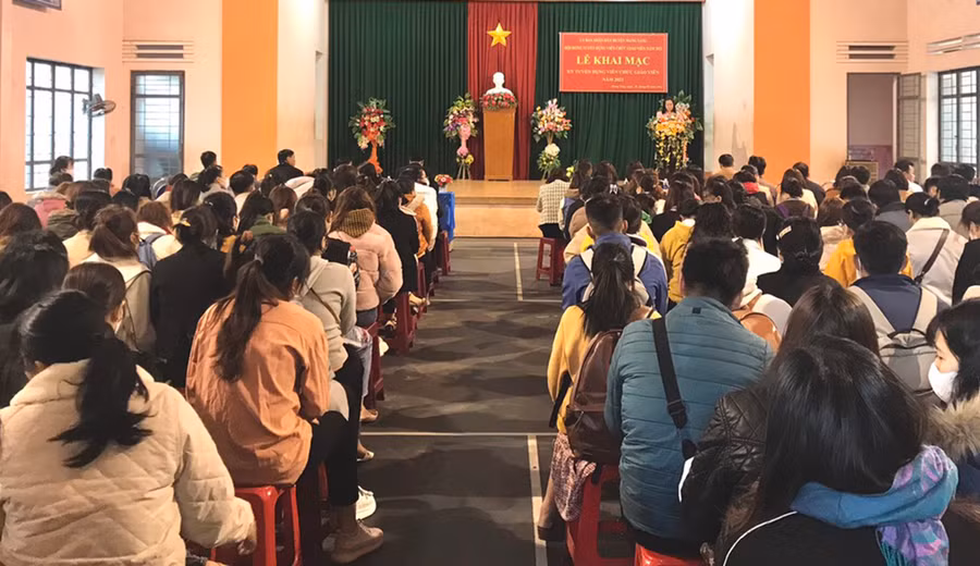 Quang cảnh buổi khai mạc kỳ thi. Ảnh: Minh Hiển