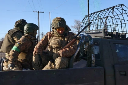 Mở chiến dịch phản công, Ukraine tuyên bố tái chiếm 8 khu dân cư