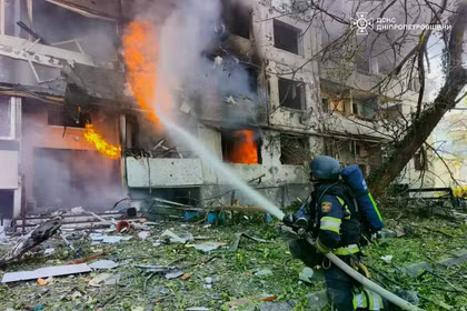 Nga tập kích lãnh thổ Ukraine, 14 người thiệt mạng