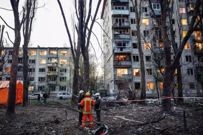 Leo thang không kích giữa Nga và Ukraine