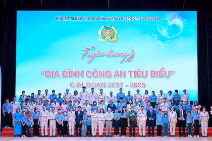 Tuyên dương 58 gia đình Công an tiêu biểu giai đoạn 2021-2026