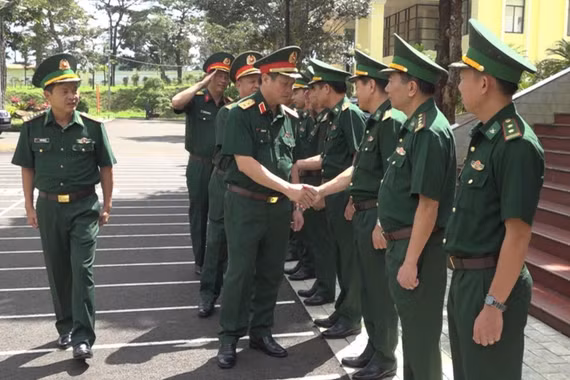 Tư lệnh Quân khu 5 thăm và làm việc tại Ban Chỉ huy BĐBP tỉnh Gia Lai