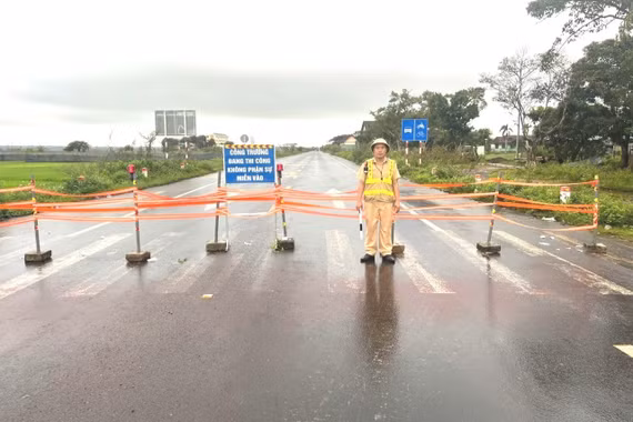 Thông tuyến, đưa vào khai thác sử dụng 2 đoạn đường trên quốc lộ 19
