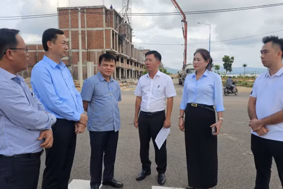 Giám sát các dự án đầu tư ngoài ngân sách tại xã Tuy Phước Tây và Canh Vinh