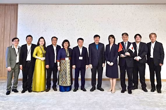Đoàn công tác Thường trực HĐND tỉnh Gia Lai thăm, chào xã giao Phó Tỉnh trưởng tỉnh Gifu 