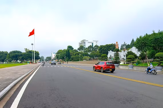 Tạm dừng lưu thông trên đường Trần Hưng Đạo trước Quảng trường Đại Đoàn Kết từ 6 giờ đến 8 giờ ngày 28-8.
